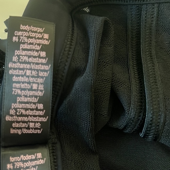 Victoria’s Secret Mock Neck Crop Top size XS New With Tags - Picture 12 of 12